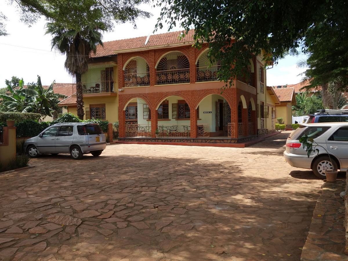 Bridgeway Guest House Jinja Exterior foto